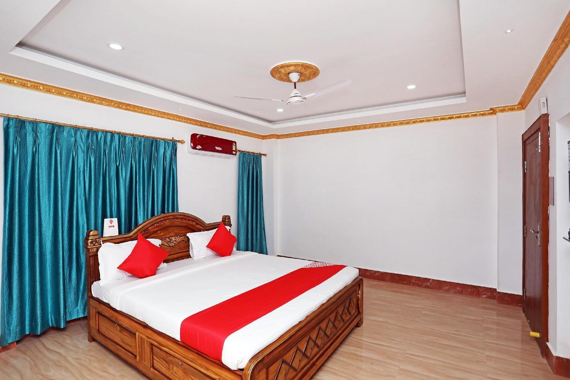 Collection O Hotel Royal Blue Bhubaneswar Esterno foto